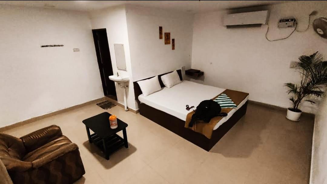 Olive Resort - Spacious 7 Bhk Ac Rooms With 1 Acre Garden, Swimming Pool And Outdoor Games Chennai Eksteriør bilde